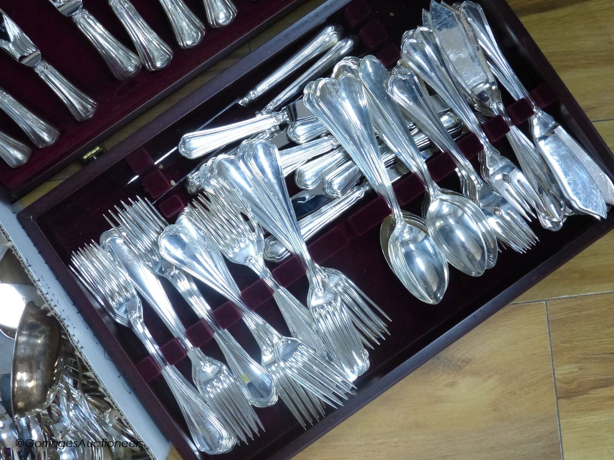 A modern part canteen of Italian Pampaloni sterling 925 cutlery